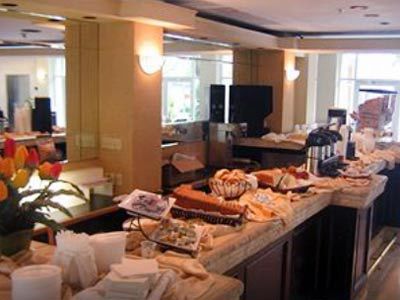 Rodeway - Coral Gables 3*