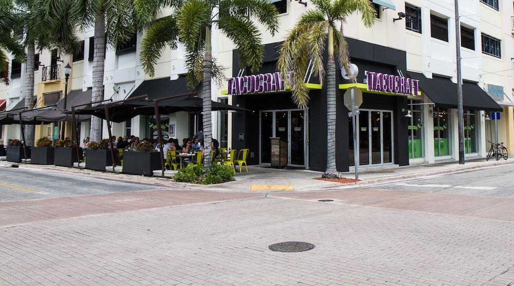 Rodeway - Coral Gables Estalagem